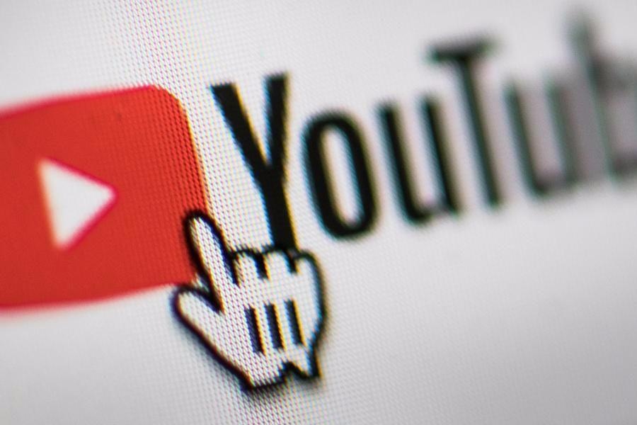 Them 40 doanh nghiep o VN quang cao tren video YouTube xau doc hinh anh