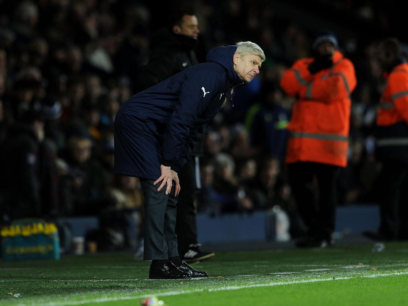 HLV Arsene Wenger cần thay đổi tư duy trong cách mua sắm cầu thủ. Ảnh: Getty Images.