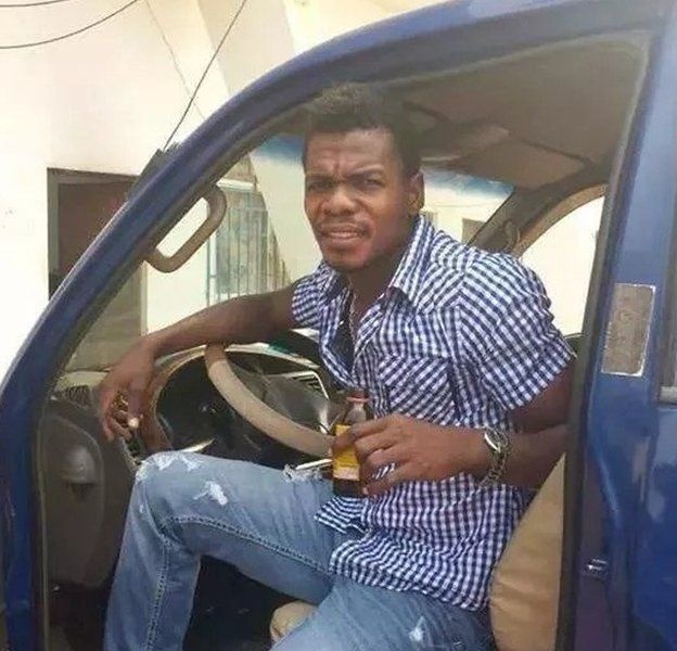 Một tay cò cho rằng mình là quản lý bóng đá.