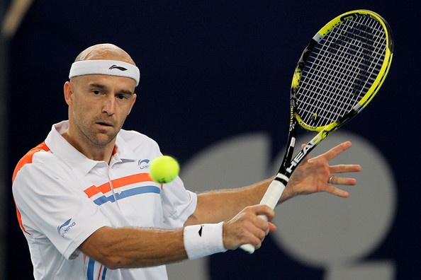 Cú trái tay của Ivan Ljubicic tốt hơn Federer.