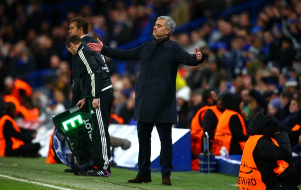 'Tram' Mourinho, Chelsea tu dao huyet chon minh? hinh anh
