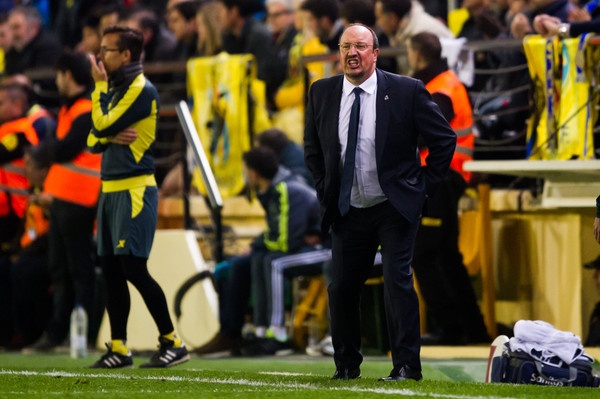 Van de cua Benitez: Song hay khong song hinh anh