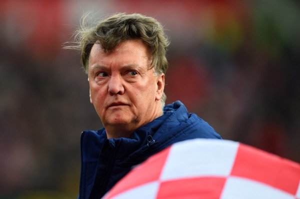 Louis van Gaal đang đối mặt với nguy cơ bị sa thải.