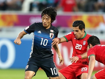 Ban ket U23 chau A: Dong-Tay tranh hung hinh anh