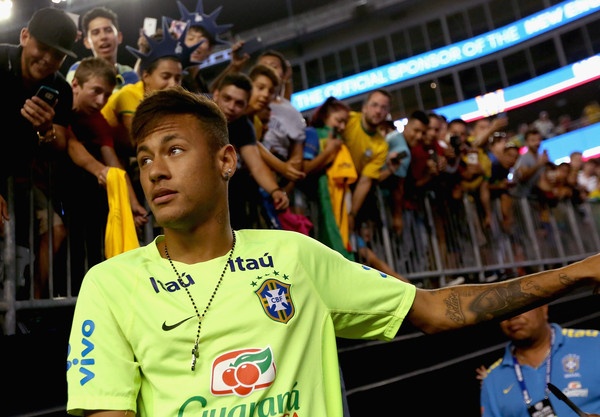 Neymar co that su dang gia 190 trieu euro? hinh anh