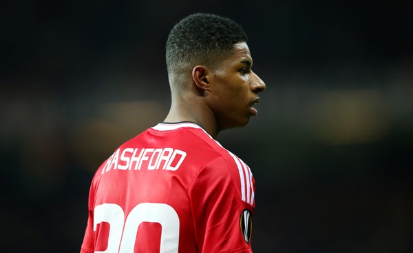 Marcus Rashford cang hay, Van Gaal cang lo hinh anh