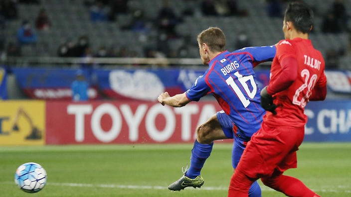 HLV Nguyen Thanh Son tiec vi mat tru cot quan trong hinh anh