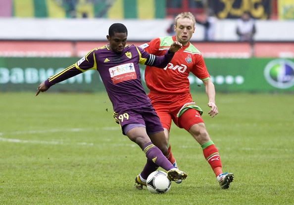 Bong da Trung Quoc theo vet xe do nguoi Nga anh 2