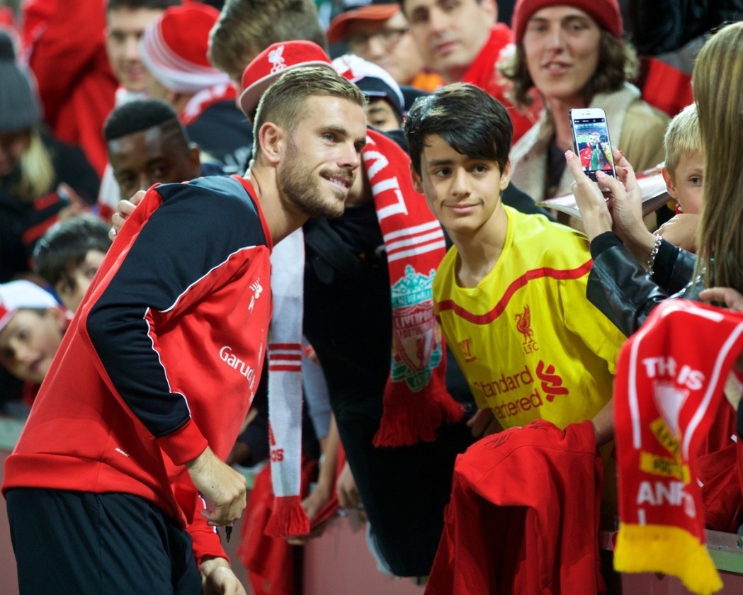 Thai Lan ren cau thu tre o MU va Liverpool hinh anh