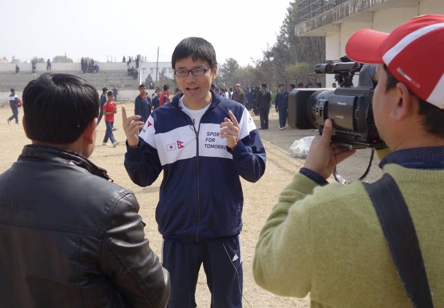 Cau thu Viet thi dau tai Nhat Ban anh 1