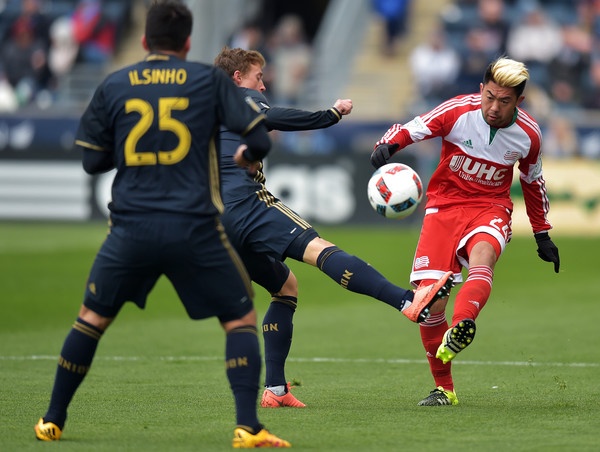 Lee Nguyễn kể chuyện bóng đá ở Việt Nam ảnh 1 Lee Nguyen ke chuyen bong da o Viet Nam anh 1