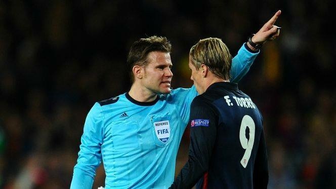 Nguoi tot, ke xau va ga toi te Fernando Torres hinh anh