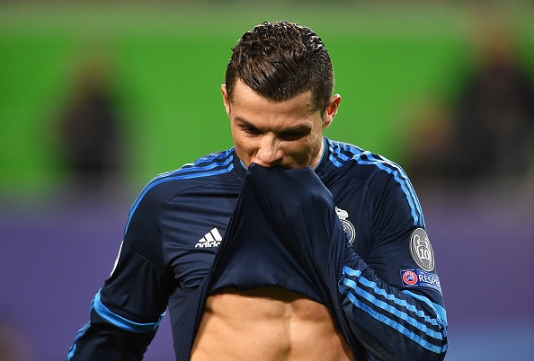 Su ao tuong sau tran thang Barca danh guc Real hinh anh