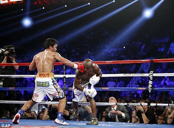 Manny Pacquiao hai lan khien doi thu nam san ngay anh 7