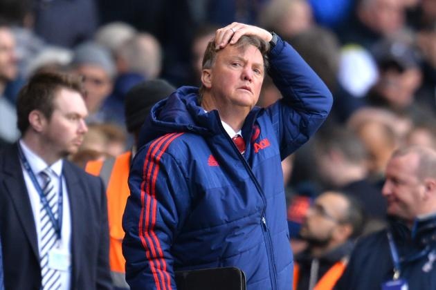 Van Gaal dang mat kiem soat phong thay do hinh anh