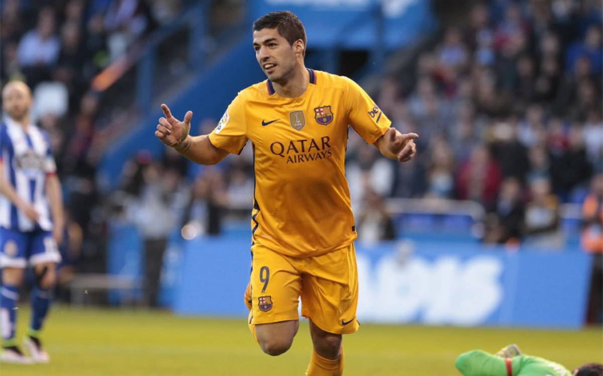 Hãy gọi Suarez là kẻ ma lanh vĩ đại ảnh 1 Hay goi Suarez la ke ma lanh vi dai anh 1