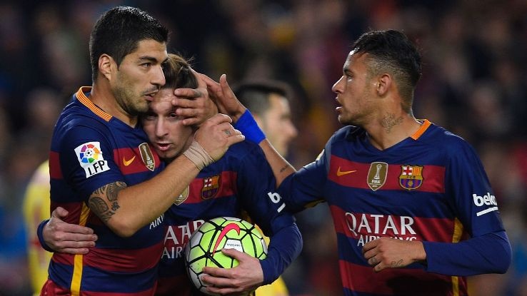 Gio thi Barca 'dem xac' tren duong toi ngoi vua anh 1