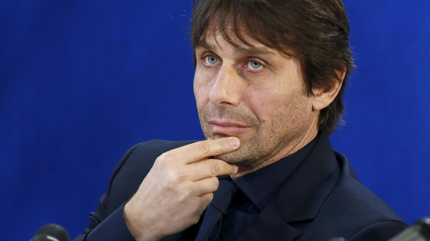 HLV Antonio Conte thoat vong lao ly hinh anh