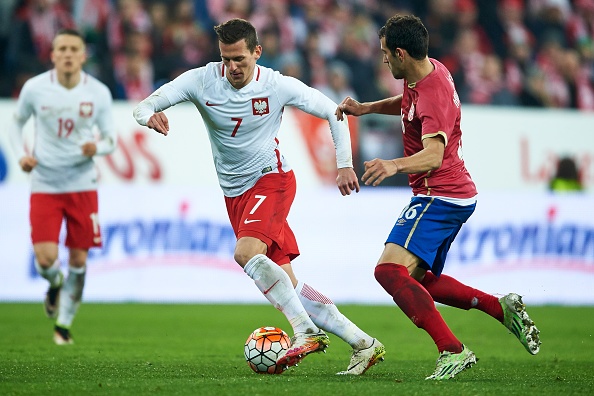 10 ke noi loan dang xem tai Euro anh 9