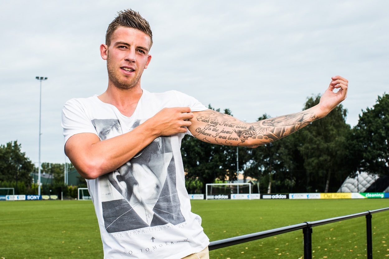 Giai ma hinh xam cua sao Euro 2016 anh 9