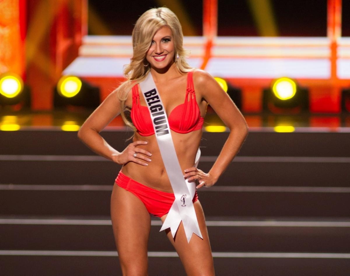 Doi tuyen WAGs nong bong Euro 2016 anh 9