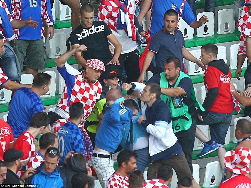 Rakitic so Croatia bi UEFA loai khoi Euro 2016 hinh anh