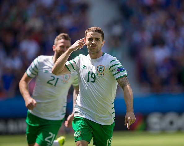 Robbie Brady that su pha ky luc ban thang nhanh nhat Euro? hinh anh