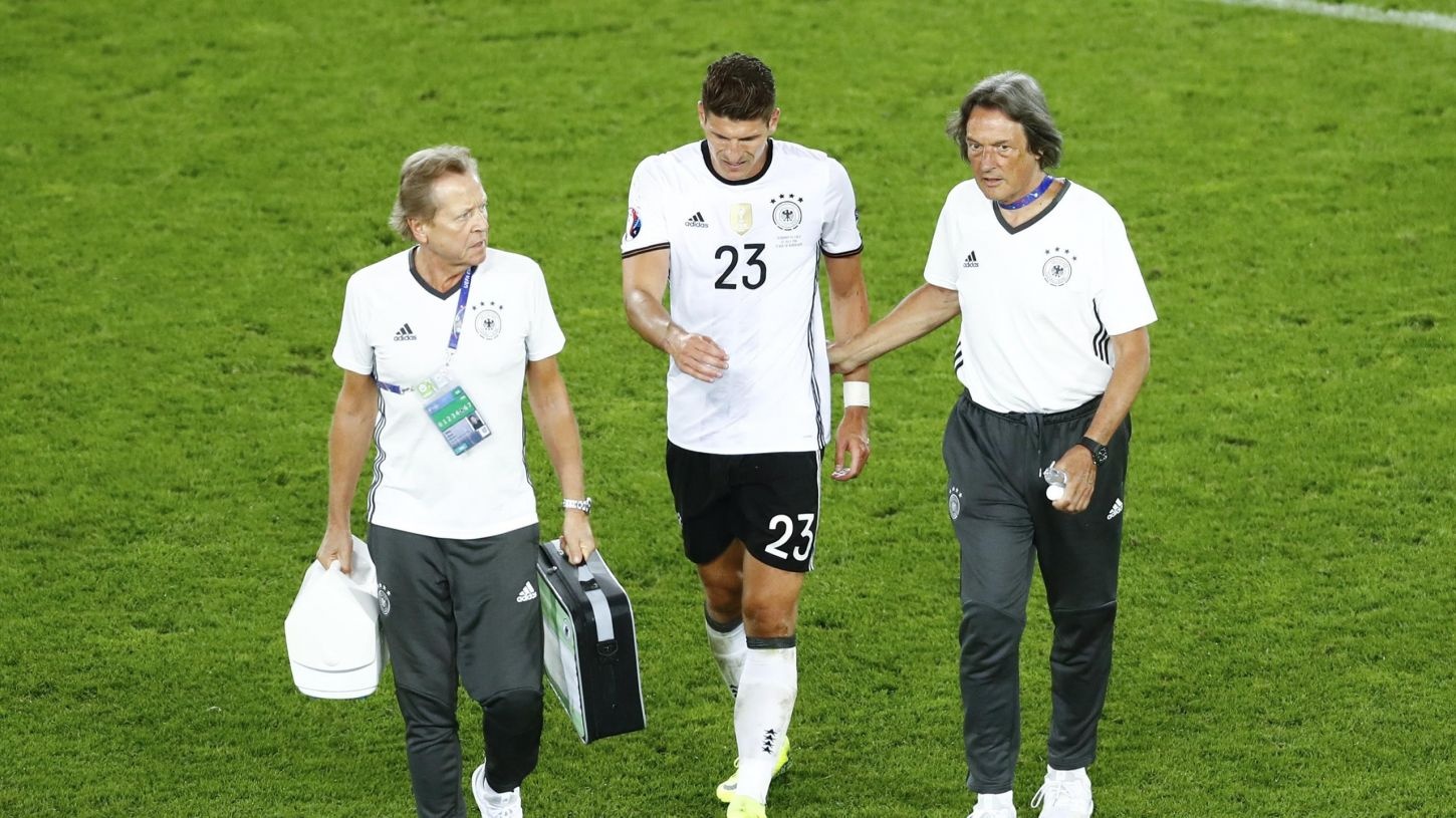 Duc mat Mario Gomez anh 1