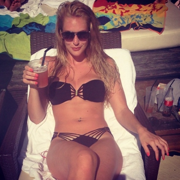 WAGs Iceland ảnh 3 WAGs Iceland anh 3