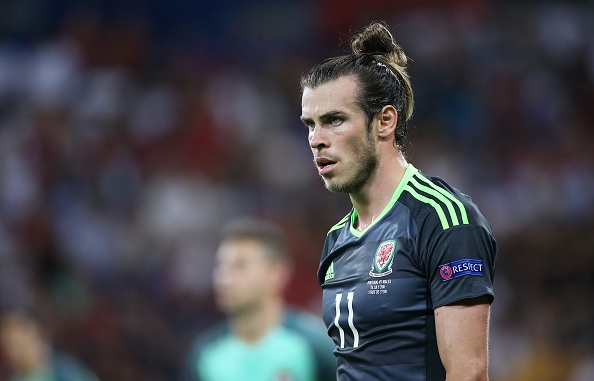 Nha cai mung hum khi Xu Wales thua Bo Dao Nha hinh anh