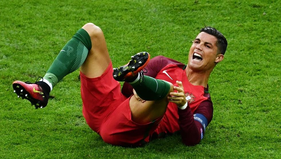 Ronaldo dinh chan thuong anh 1