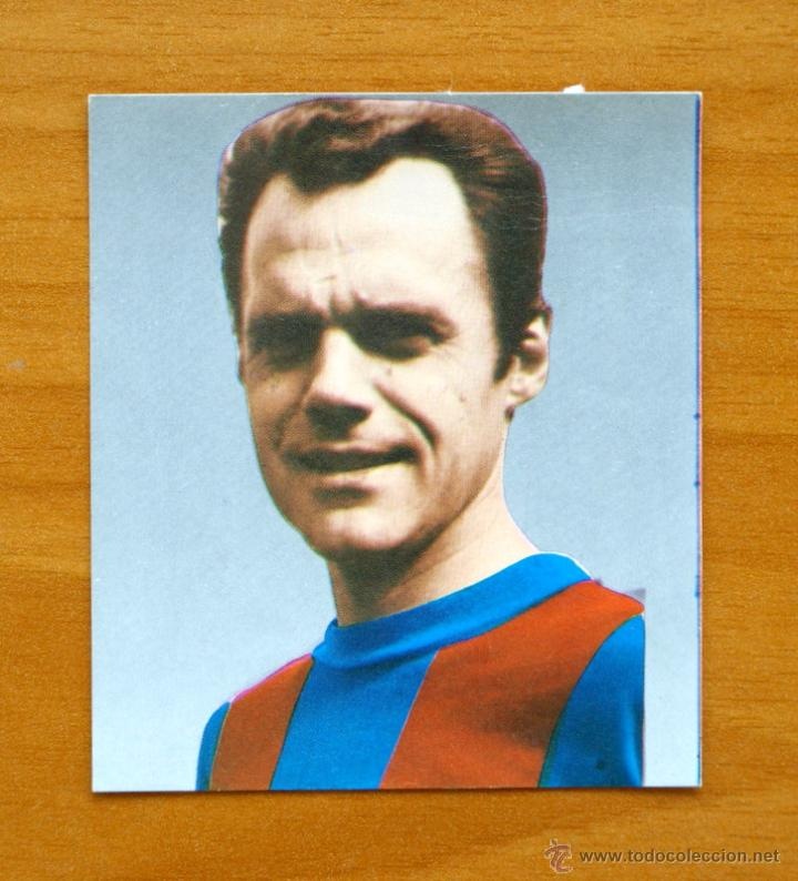 Doi hinh 11 cau thu Phap o Barcelona anh 8