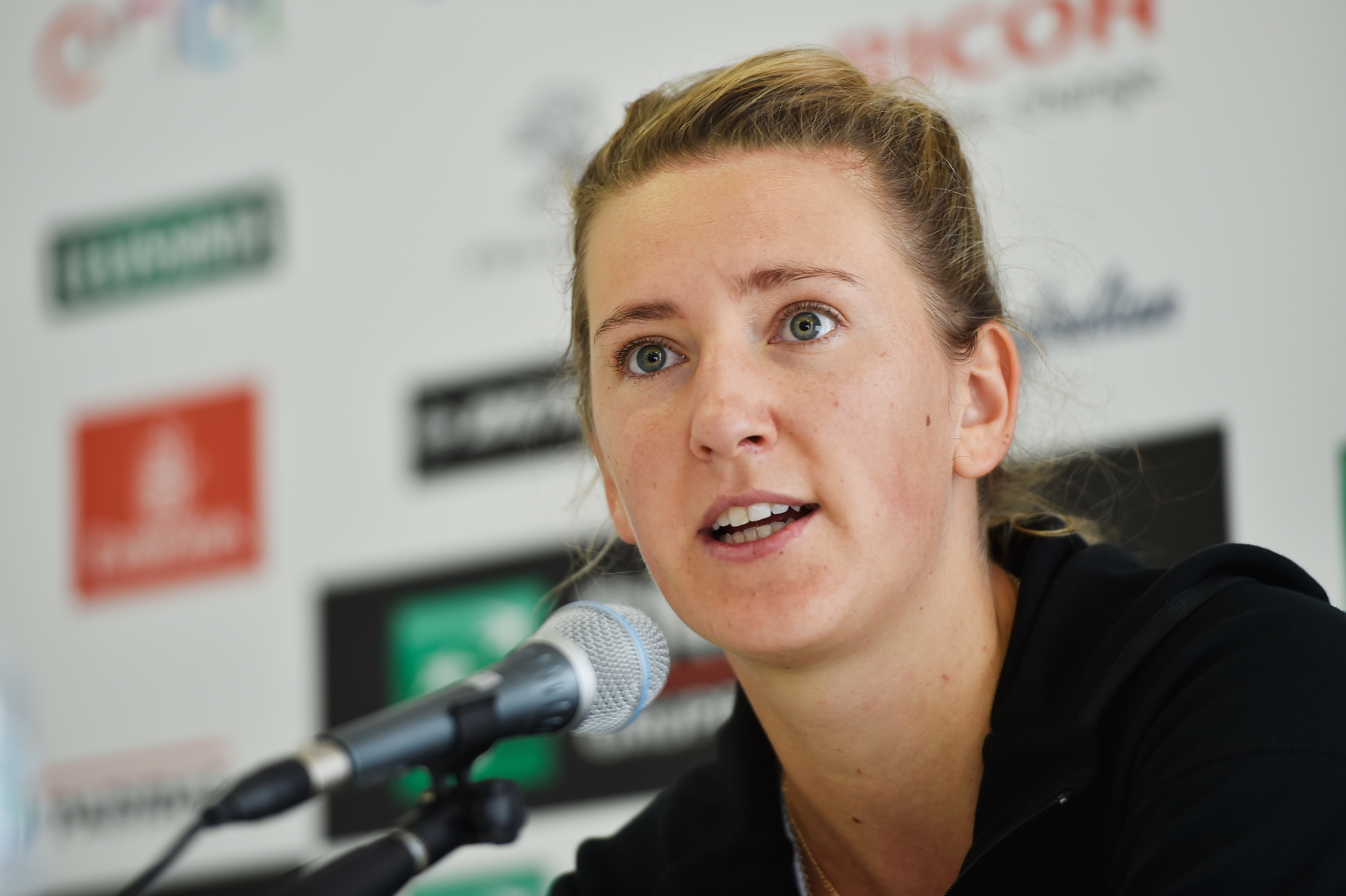 Cuu so 1 the gioi Azarenka mang thai hinh anh