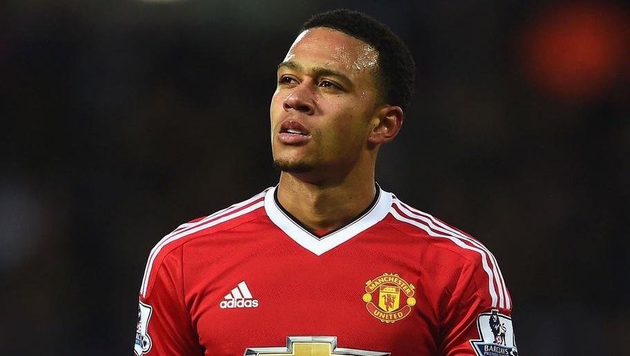 Depay bi cham diem te nhat tran MU thua Dortmund hinh anh