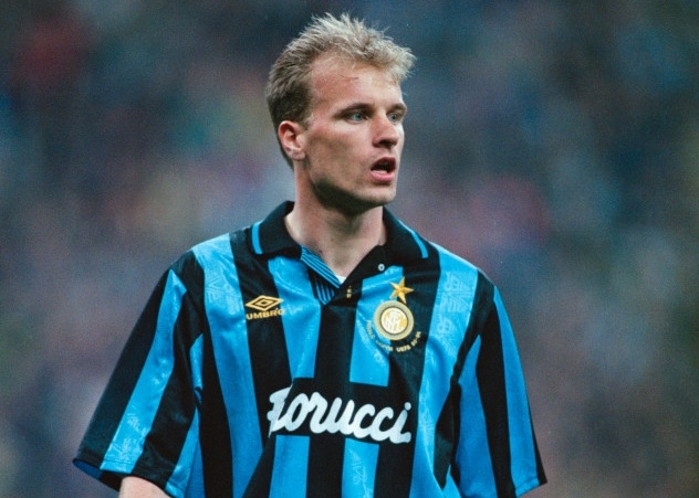 Tien cua Mino Raiola 'ghe gom' hon ca Ronaldo anh 3