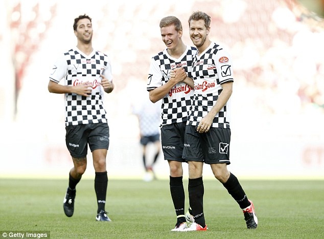 Tham hoa phat den cua Zaza anh 5