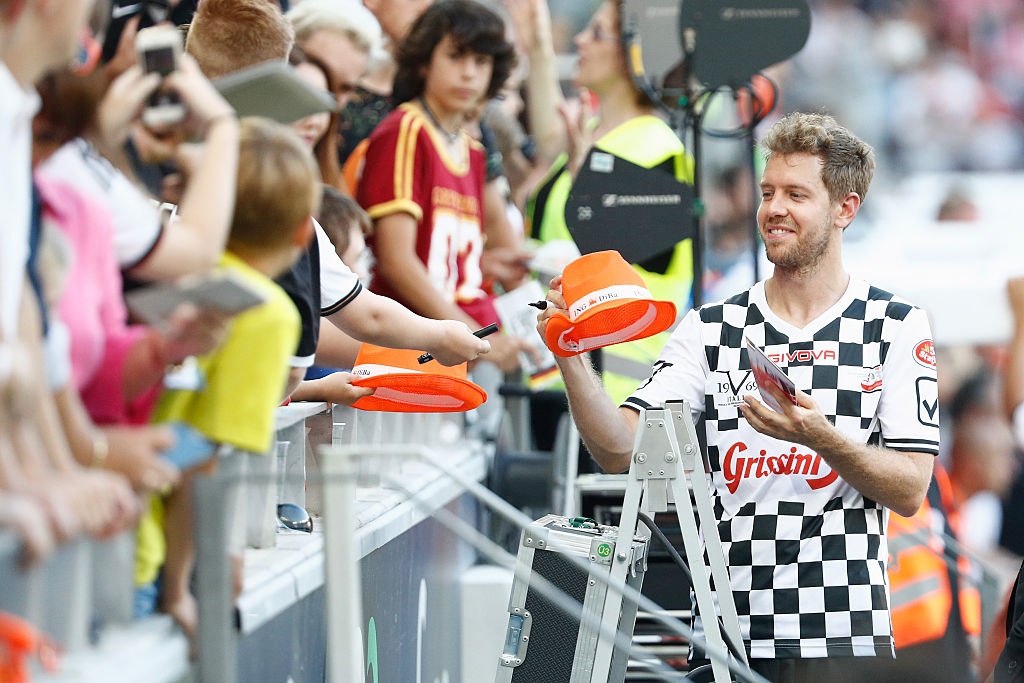 Tham hoa phat den cua Zaza anh 2