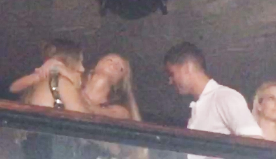 Ronaldo than mat voi bong hong bi an anh 4