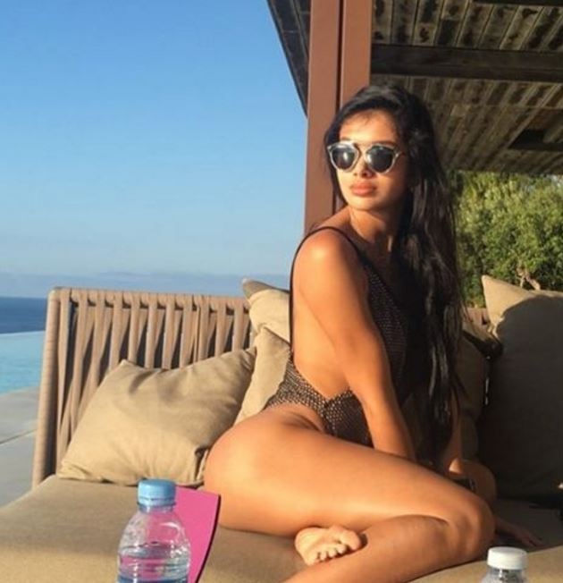 Ronaldo than mat voi bong hong bi an anh 6