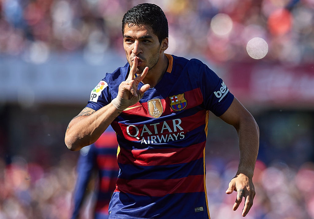 Barca dang lam tu thien tren thi truong chuyen nhuong? hinh anh