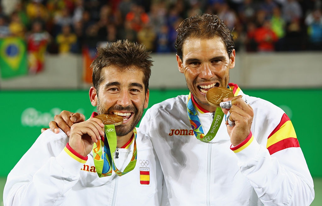 Rafael Nadal lan thu hai gianh HCV Olympic hinh anh