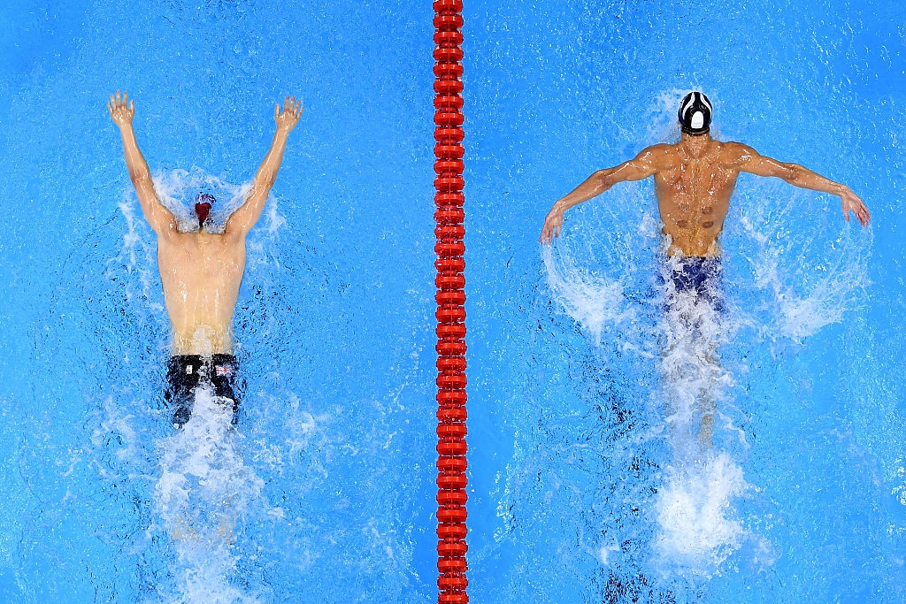 Michael Phelps giành tiếp HCV thứ 5 tại Olympic ảnh 1 Michael Phelps gianh tiep HCV thu 5 tai Olympic anh 1