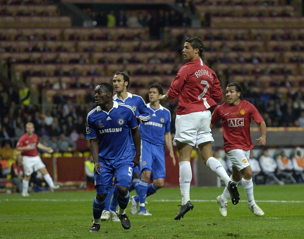 Ky niem 13 nam Ronaldo toi MU anh 7