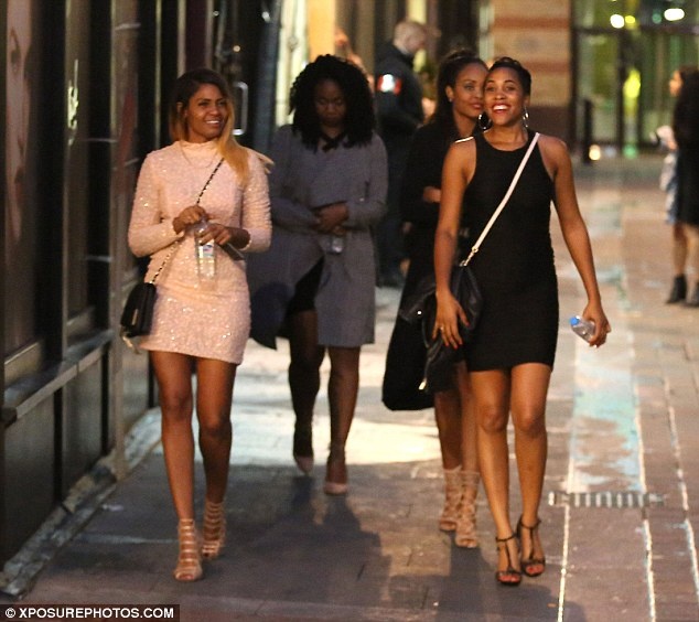 Sau Rio,  Usain Bolt thac loan o London anh 5