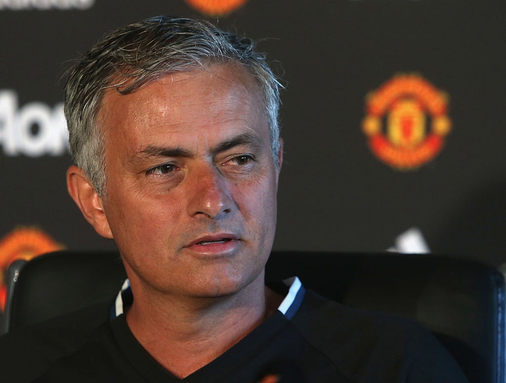 Mourinho tuyen bo khoa so ky chuyen nhuong anh 1