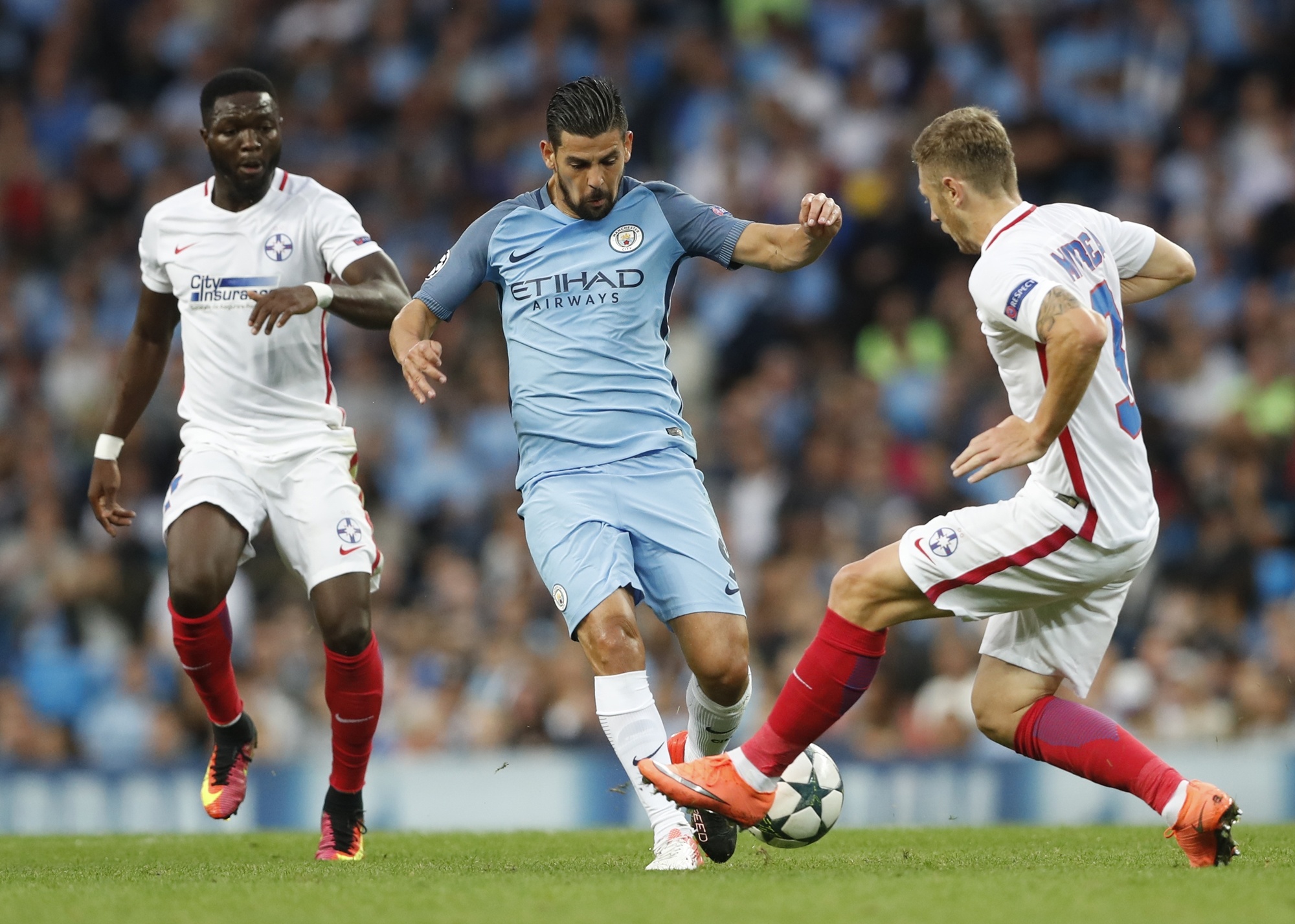 Vi sao nuoc Anh thich 'rut ruot' La Liga? anh 3