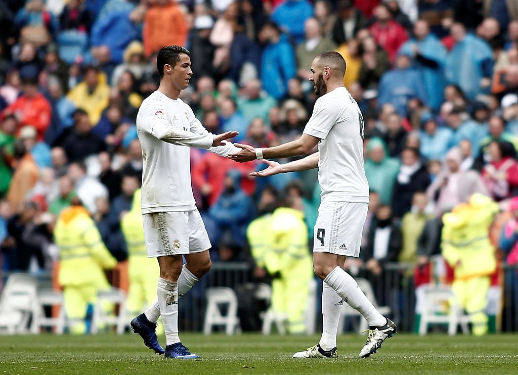 Ronaldo-Morata tao con song ngam o Real anh 2