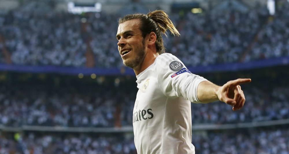 Gia tri Gareth Bale cao gap doi Messi? hinh anh
