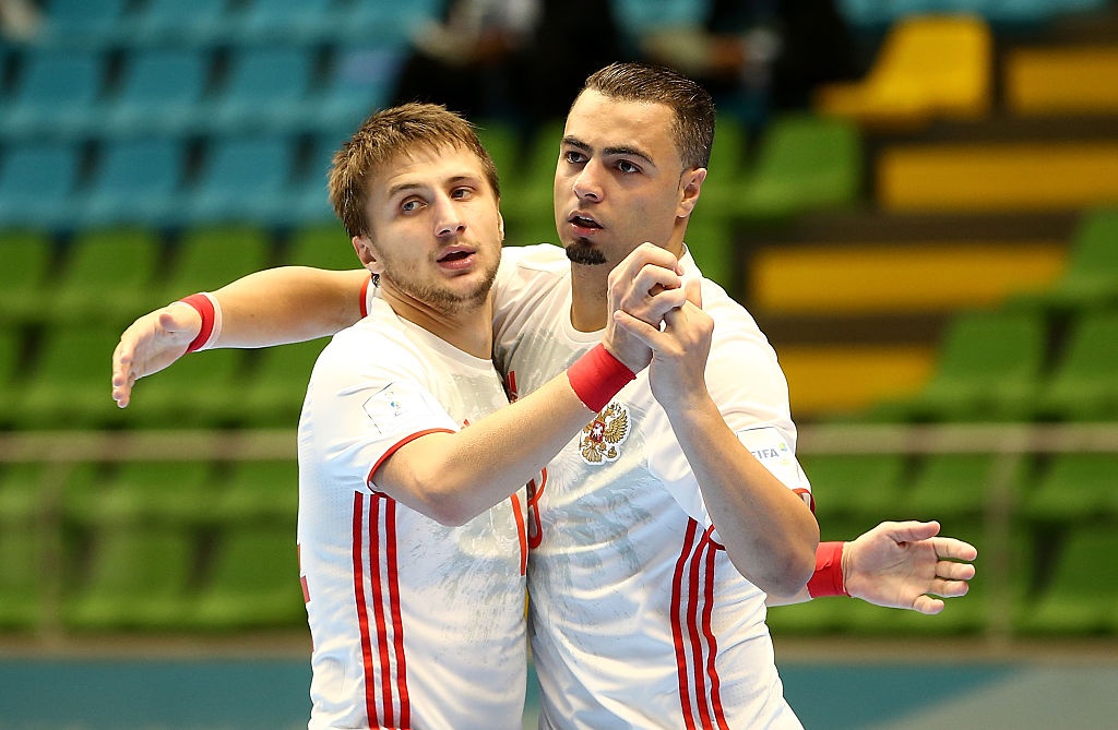 Da ‘nua voi’, Nga van thua suc bop nghet Viet Nam hinh anh