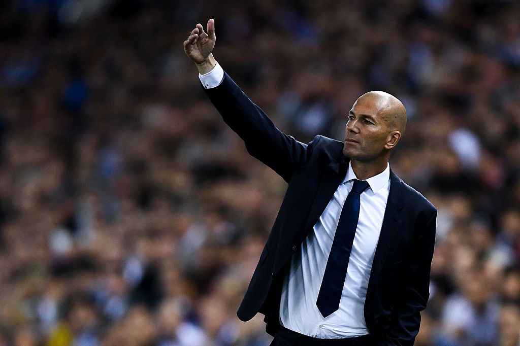 Thanh tich Zidane an dut Luis Enrique va Simeone hinh anh